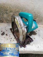 Máy Cưa Makita 5800NB.jpg