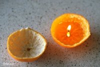 nến bằng vỏ cam quýt để chống muỗi.jpg